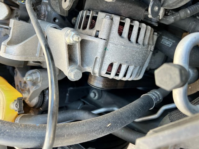 alternator and belt2.jpg