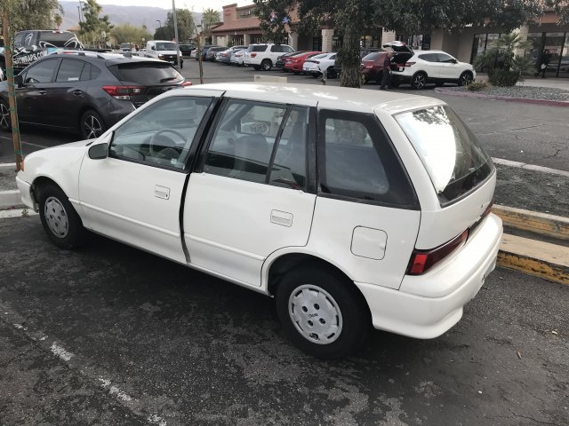 1994 Geo Metro 3cyl, 5 speed.jpg