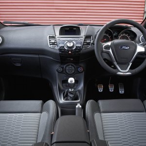 Ford_Fiesta_ST-09.jpg