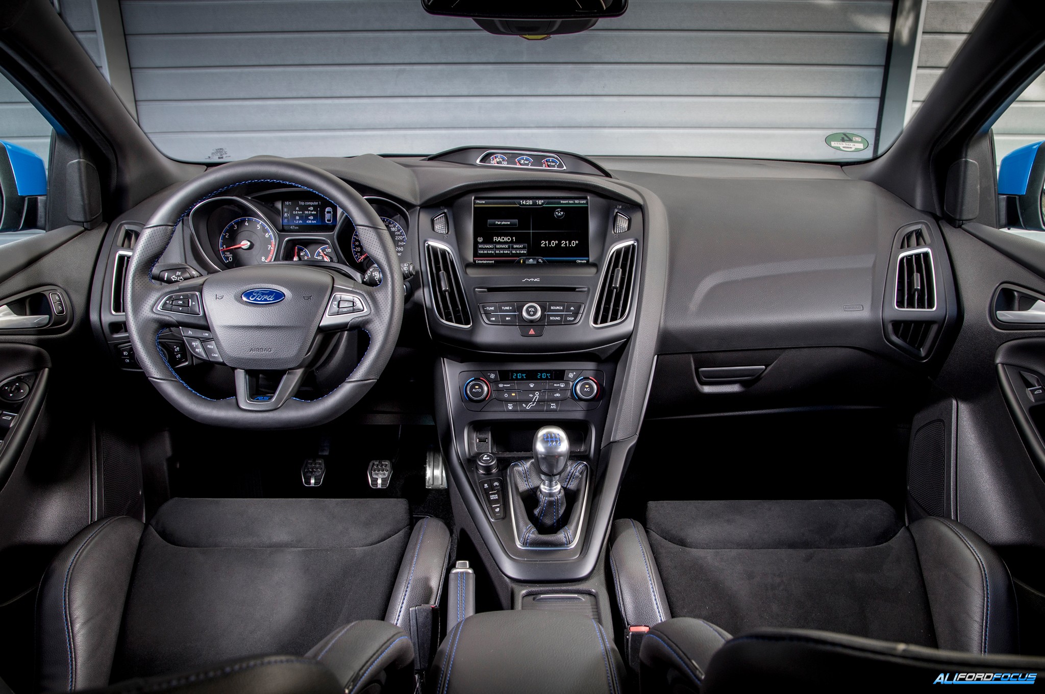 2016-ford-focus-rs-interior-view-03-jpg-ford-fiesta-forum